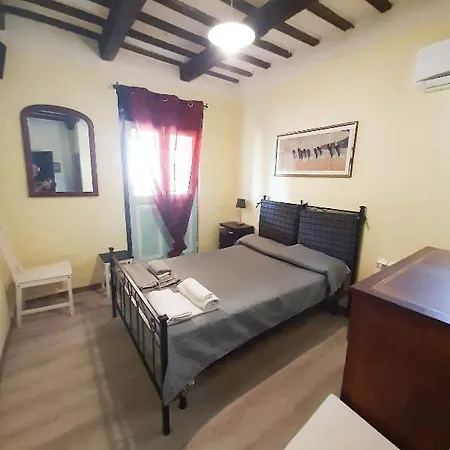 Casale Valentini فيرمو