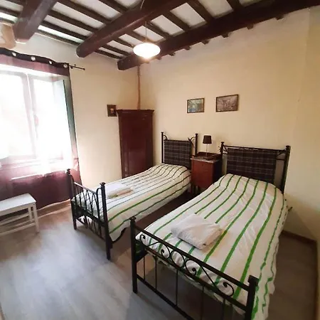 Casale Valentini * فيرمو