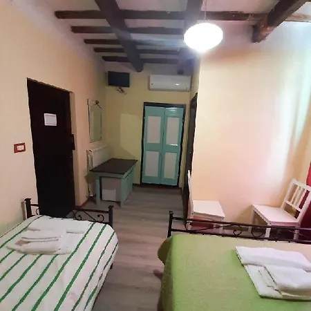 Casale Valentini بيت ضيافة