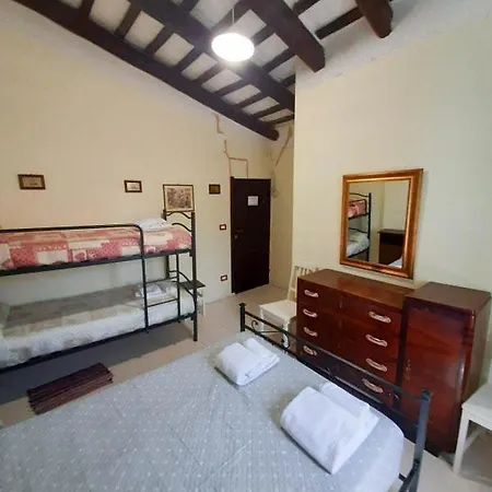 Casale Valentini بيت ضيافة فيرمو