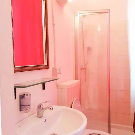 بيت ضيافة Casale Valentini فيرمو