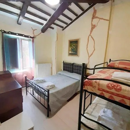 Casale Valentini بيت ضيافة